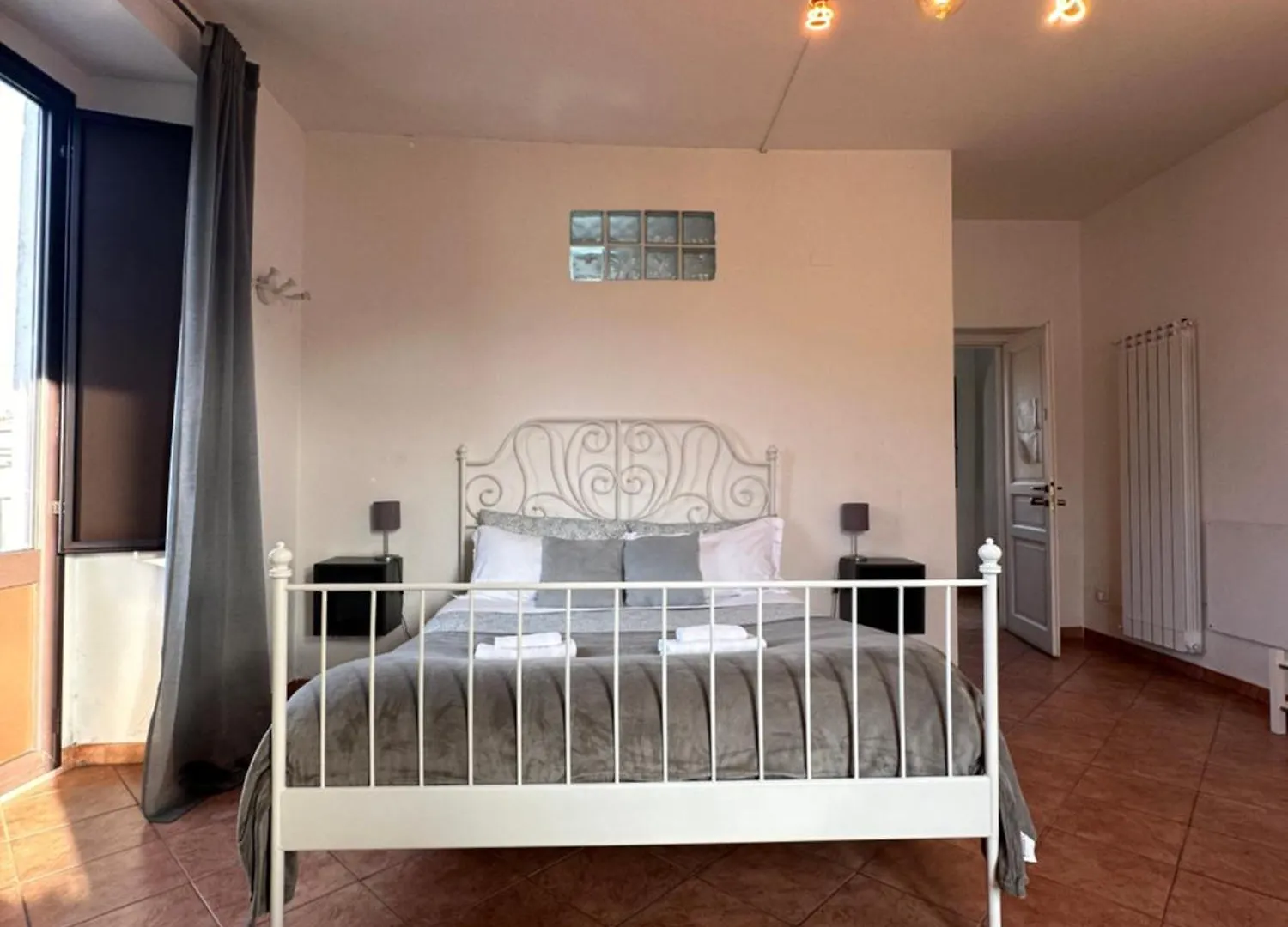 Hotel Palazzo Curro CTA 0*,  Italia