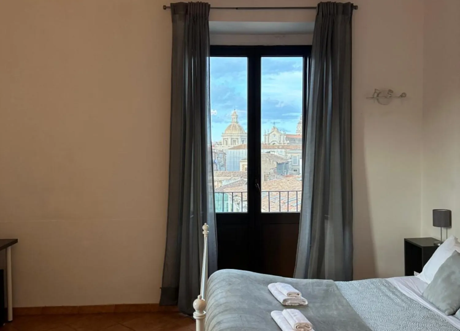 Palazzo Curro Hotel CTA 0*, Catania Italien